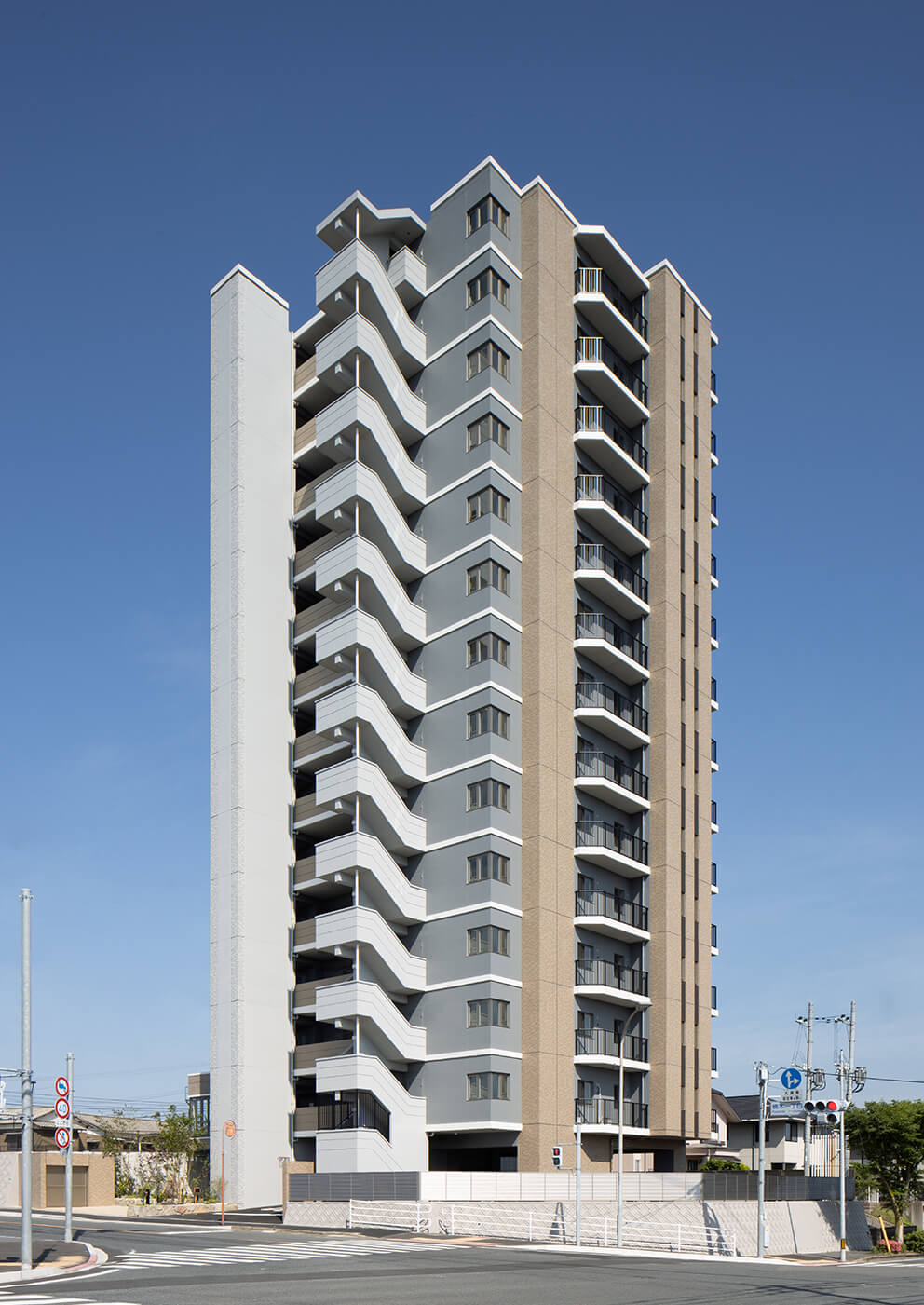 阿部光林社様 家族葬のこうりん永犬丸新築工事 完成のお知らせ(北九州市八幡西区)(工事中名称:こうりん三ヶ森斎場)4